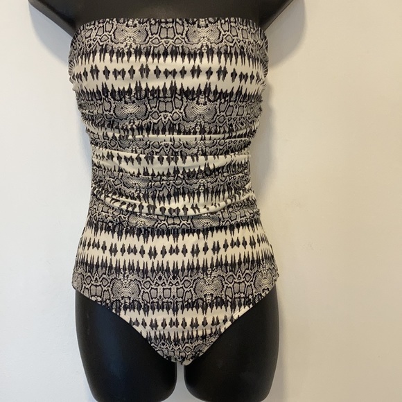 Vix by Paula Hermanny Swim One Piece Medium - Picture 5 of 9